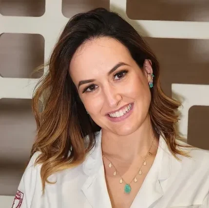 Dra. Paula Macedo Dieckmann