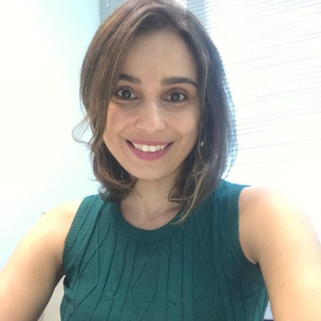 Dra. Fernanda Freire
