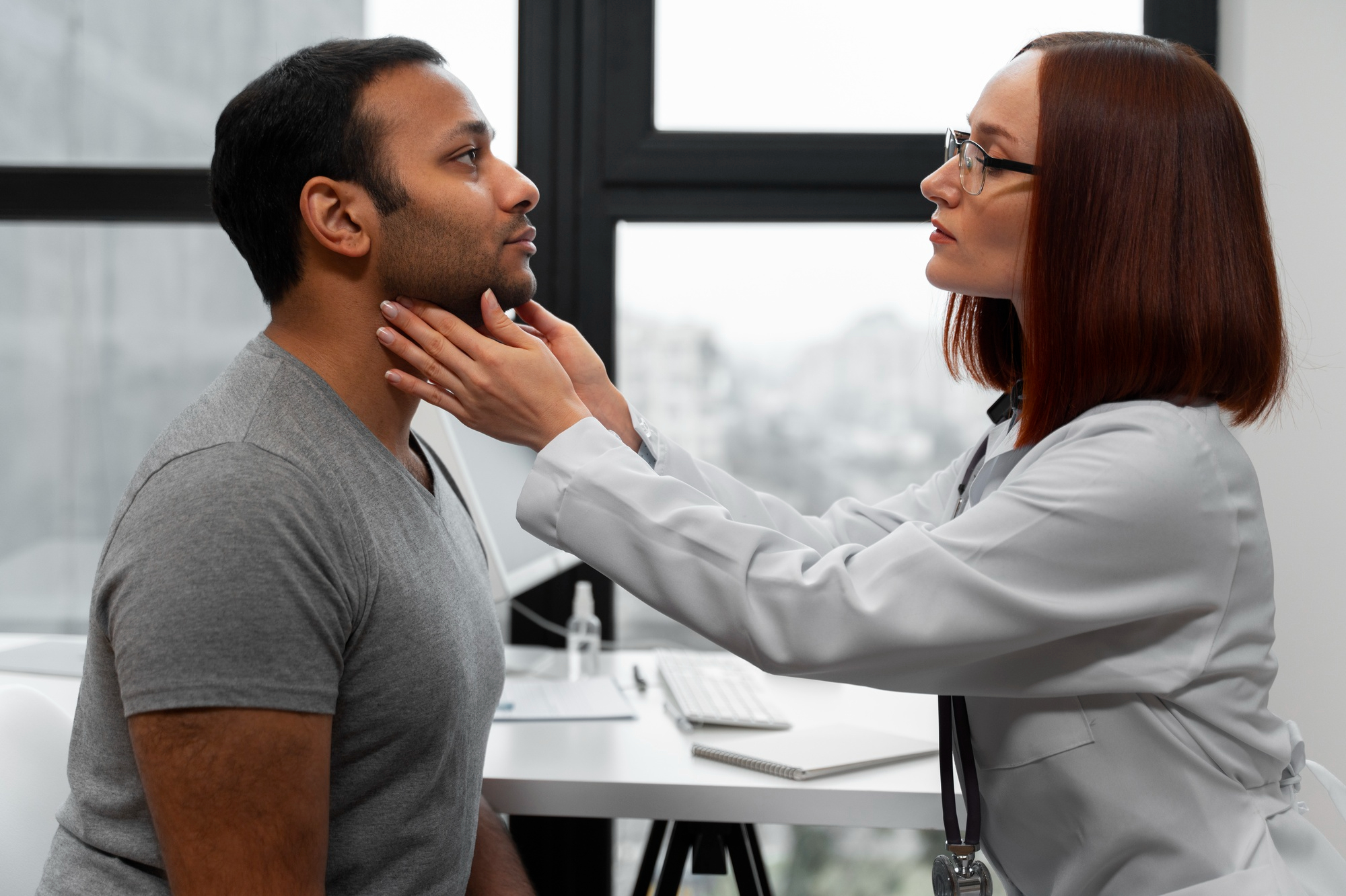 Nódulos na tireoide: quando se preocupar e como diferenciar benignos de malignos 